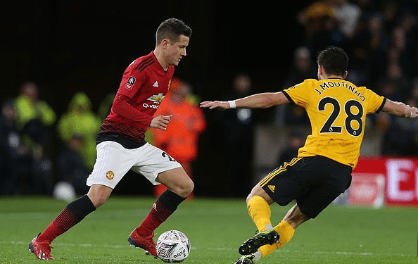 都曾经历低 都曾经历低