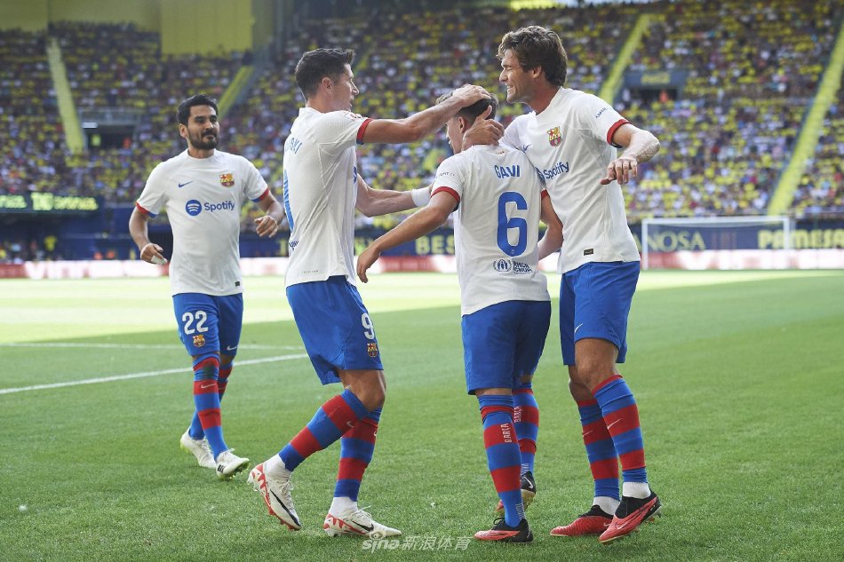 也让科莫的 也让科莫的